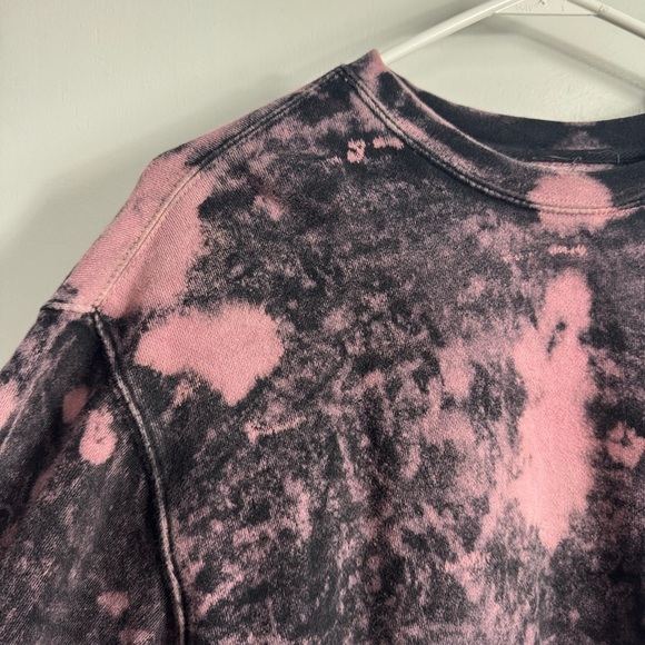 Halsey Manic Tie Dye Marble Sweatshirt - Picture 4 of 9